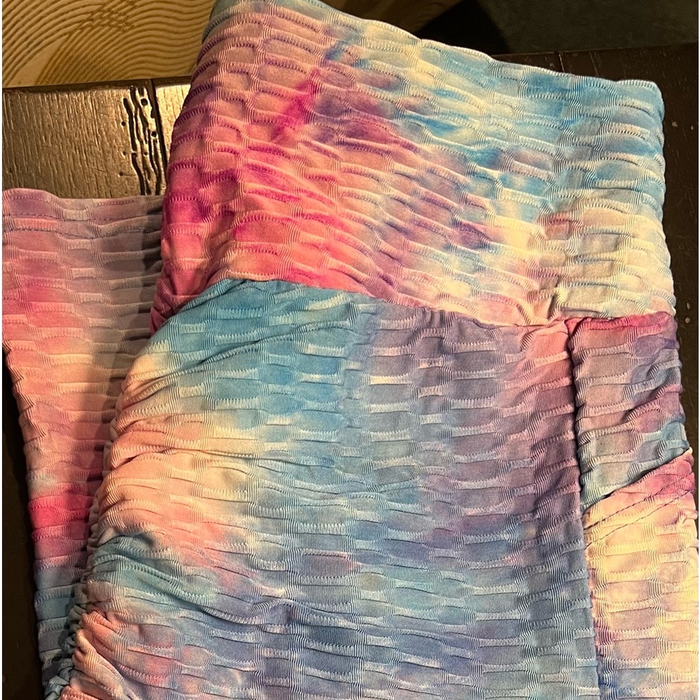 The dye booty leggings